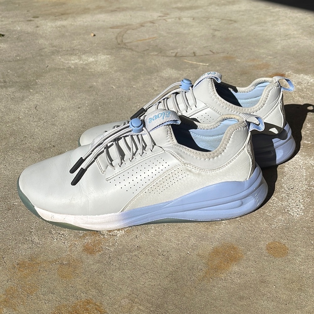 Go Clove Sneaker